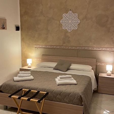 Mona House Accogliente Casa Vacanza 팔레르모 외부 사진